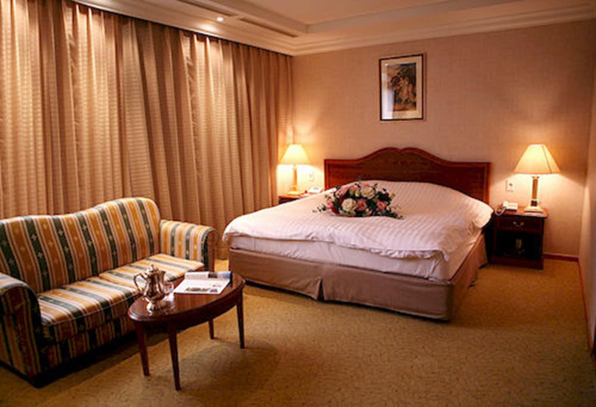Onyang Hot Spring Hotel Asan Bagian luar foto