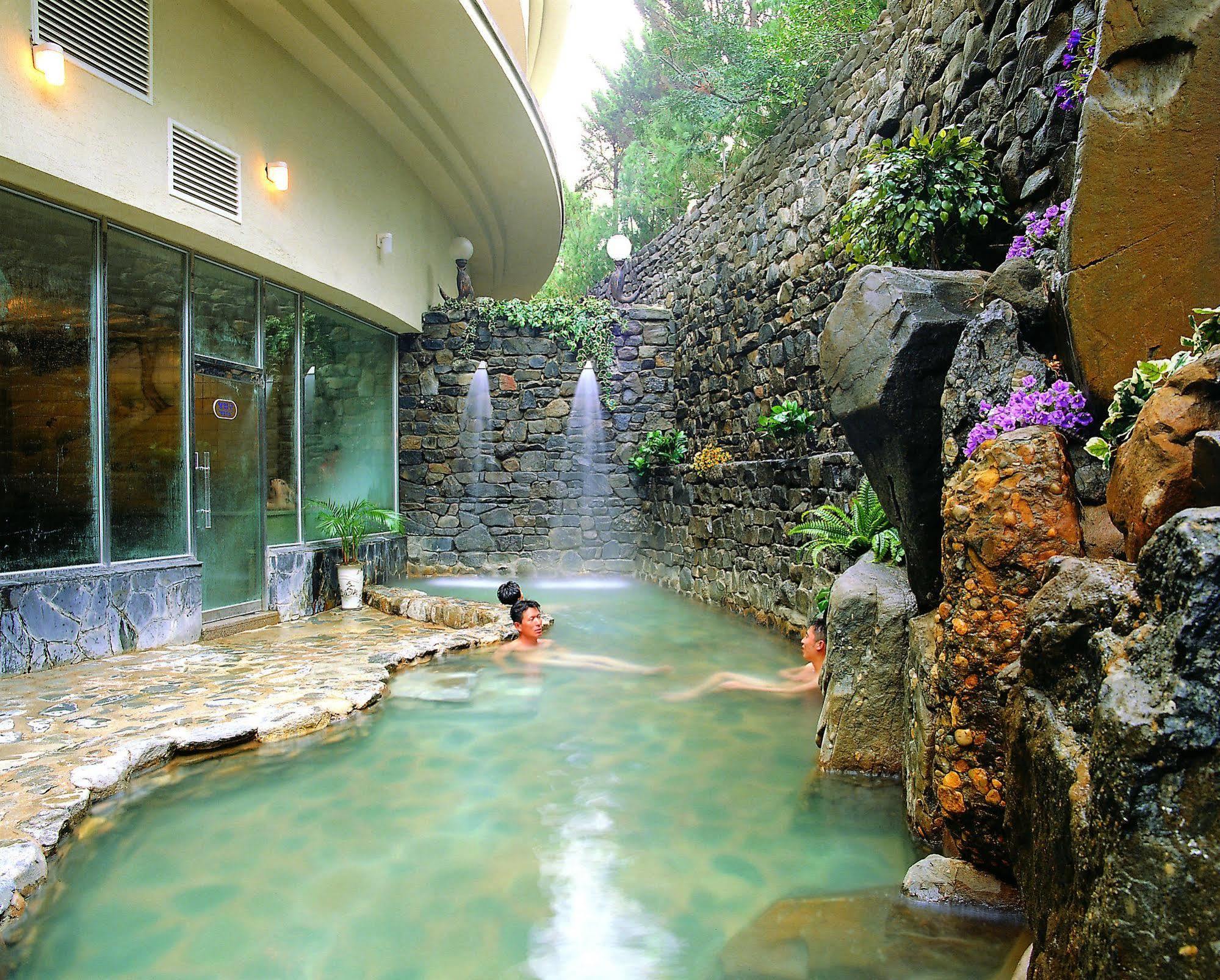 Onyang Hot Spring Hotel Asan Bagian luar foto